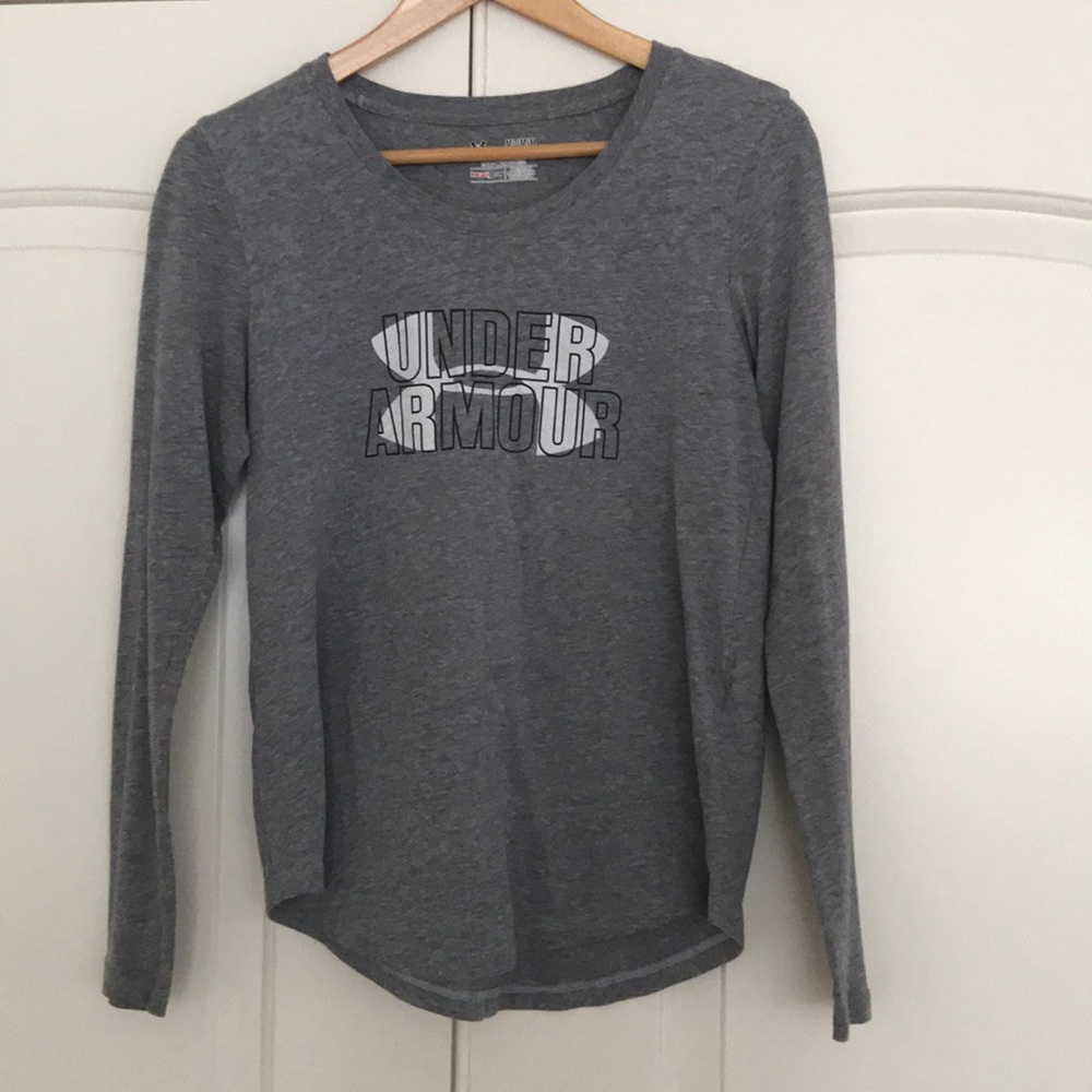Under Armour women’s top
